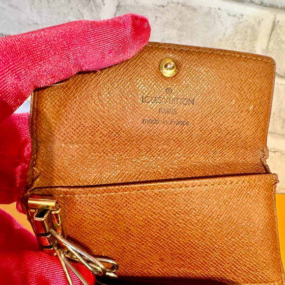 LOUIS VUITTON 4 Key Hook Holder Case MONOGRAM BROWN - Picture 5 of 8